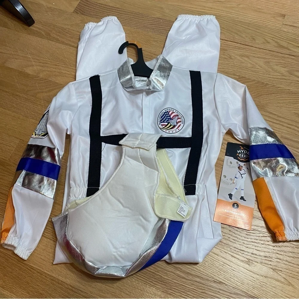 Astronaut Jumpsuit Costume NEW Kids Small Helmet Halloween Pretend Play Target